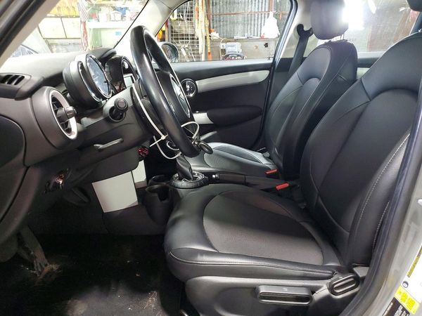 2016 MINI COOPER