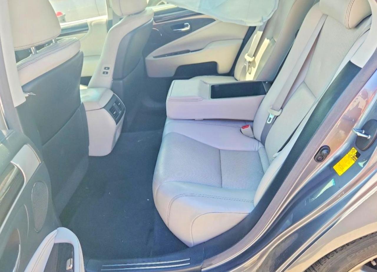 2014 LEXUS LS 460