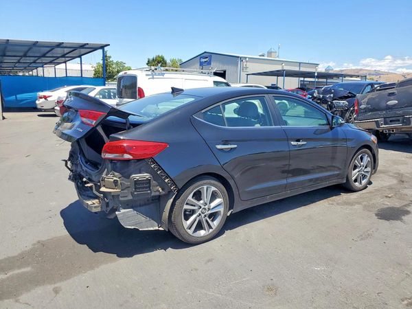 2017 HYUNDAI ELANTRA