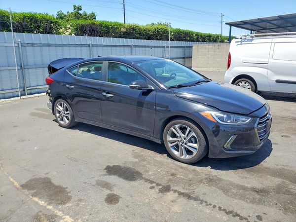 2017 HYUNDAI ELANTRA