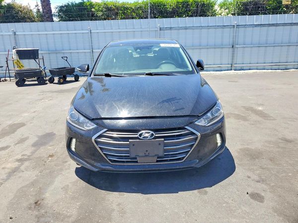 2017 HYUNDAI ELANTRA