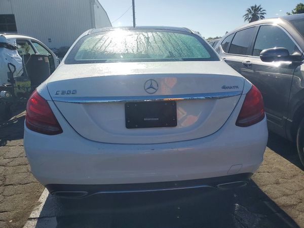 2015 MERCEDES-BENZ C 4-MATIC