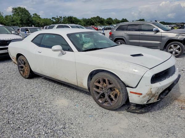 2022 DODGE CHALLENGER SXT