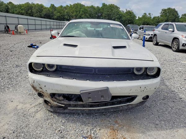 2022 DODGE CHALLENGER SXT