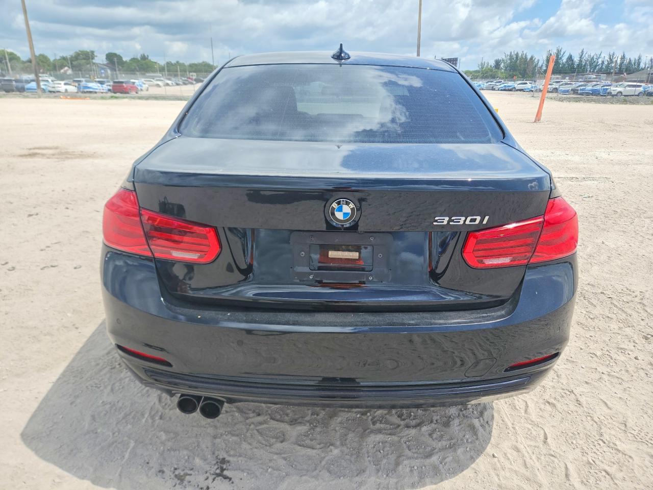 2017 BMW 330 SA