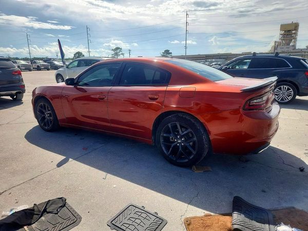 2022 DODGE CHARGER SXT