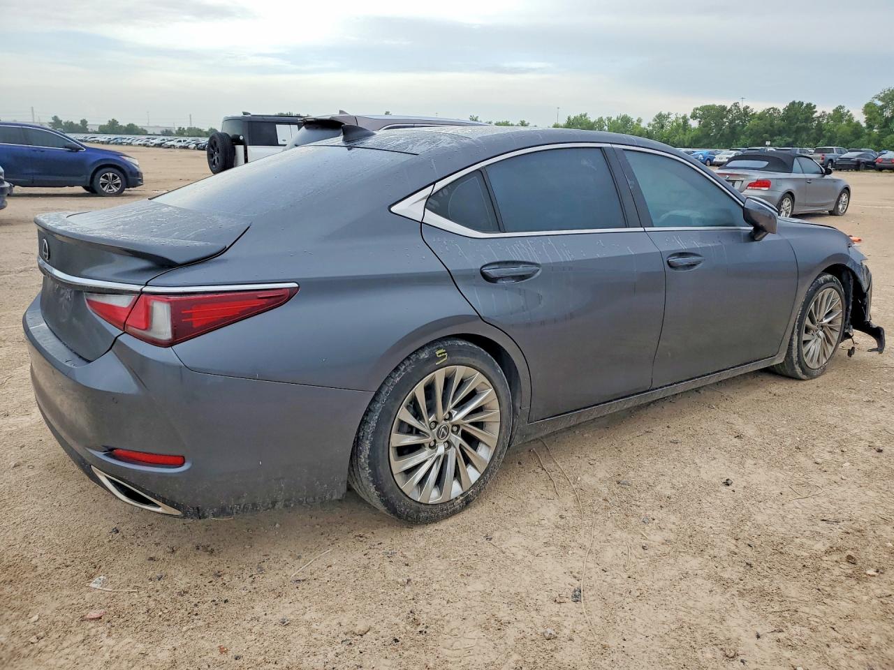 2022 LEXUS ES 350 350 Ultra Luxury