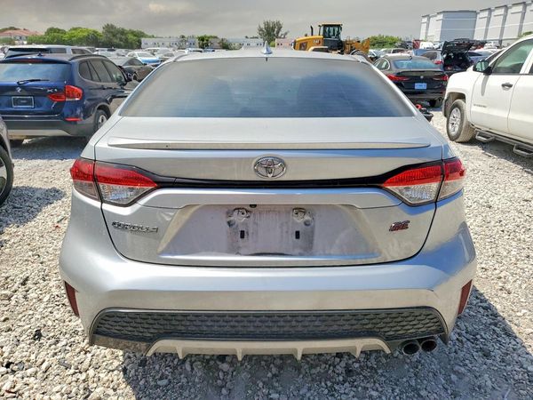 2020 TOYOTA COROLLA SE, CVT