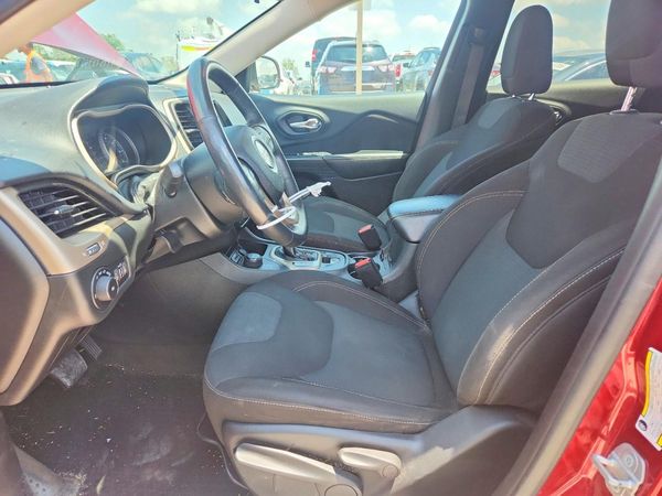 2015 JEEP CHEROKEE LATITUDE 4X4