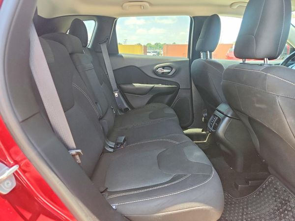 2015 JEEP CHEROKEE LATITUDE 4X4