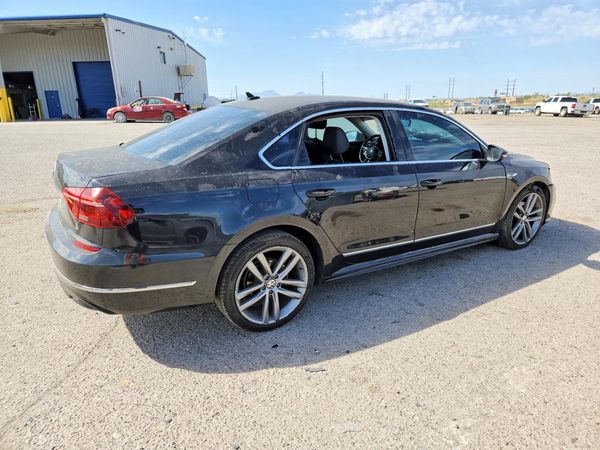 2017 VOLKSWAGEN PASSAT