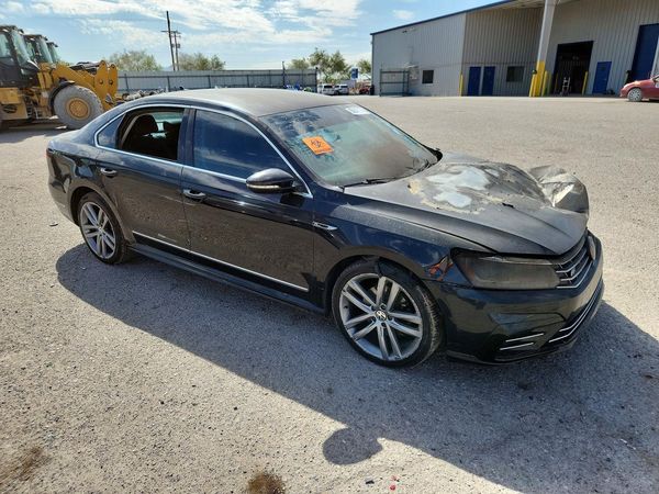 2017 VOLKSWAGEN PASSAT