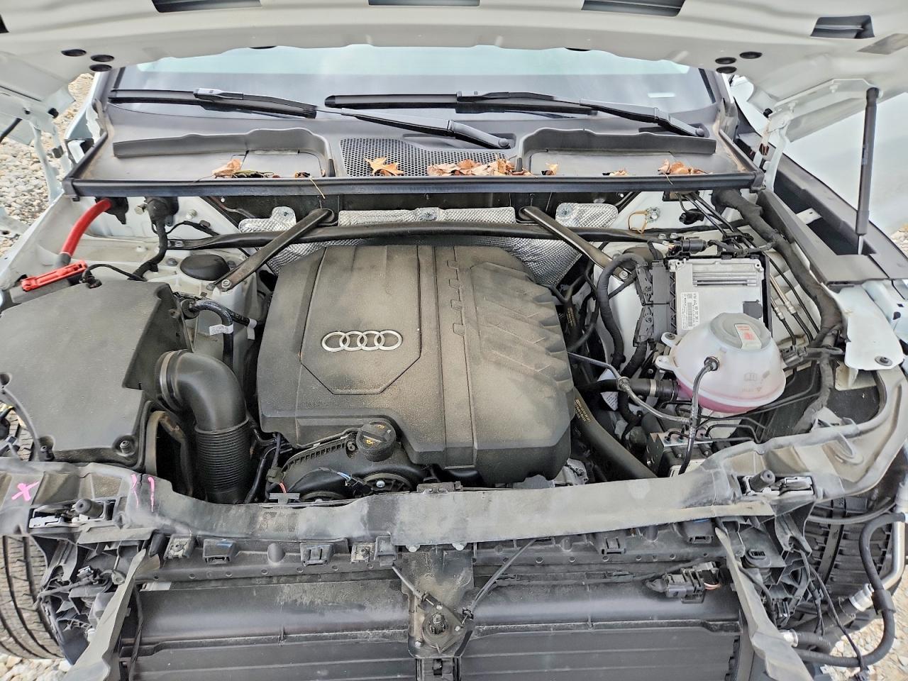 2024 AUDI Q5 quattro Premium