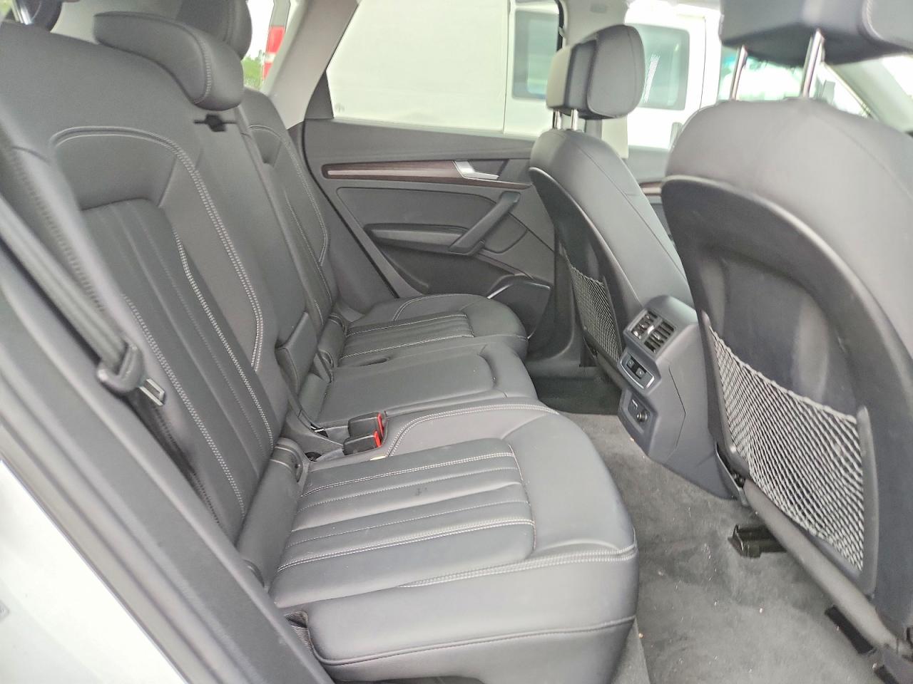 2024 AUDI Q5 quattro Premium