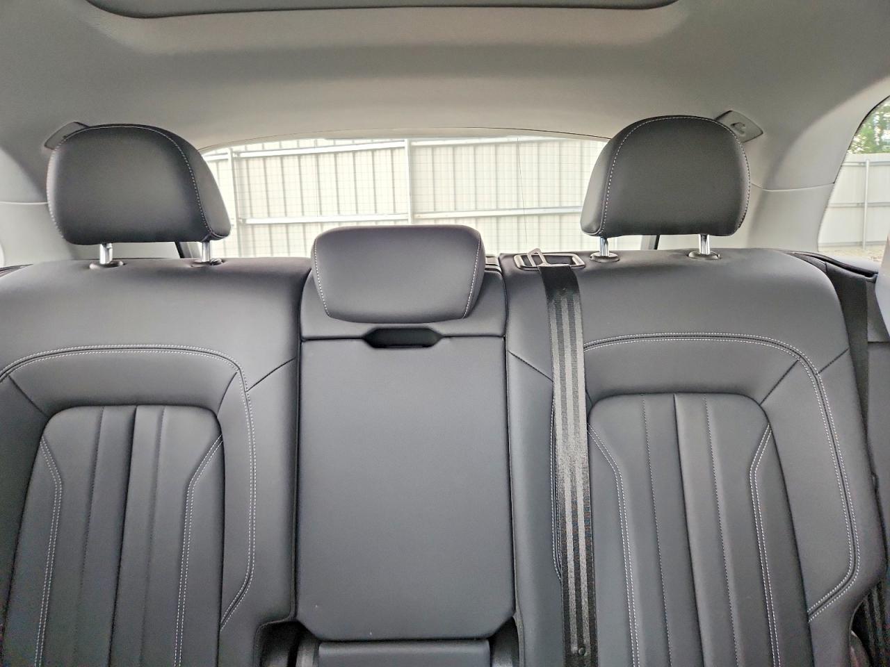 2024 AUDI Q5 quattro Premium