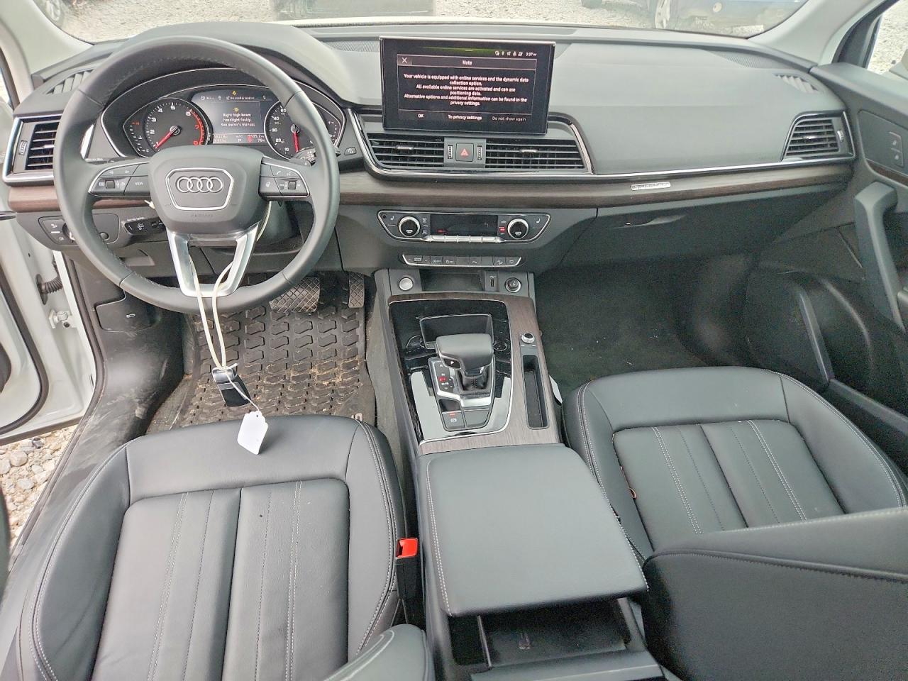 2024 AUDI Q5 quattro Premium