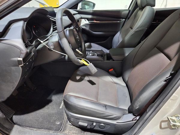 2026 MAZDA 3 Premium