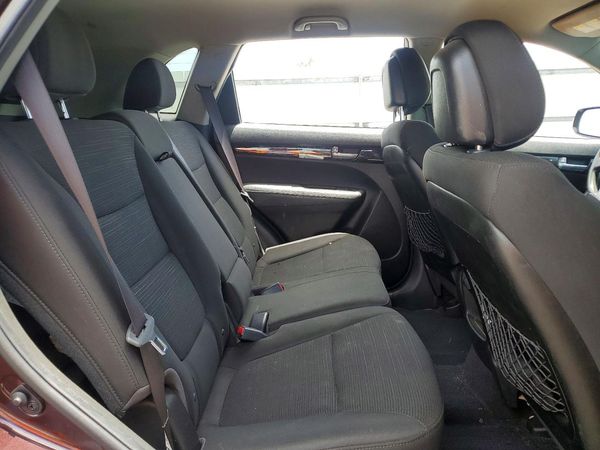 2014 KIA SORENTO Base/ LX