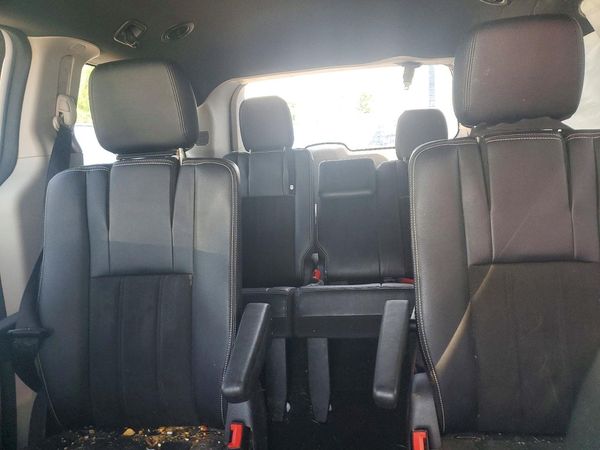 2019 DODGE GRAND CARAVAN SE