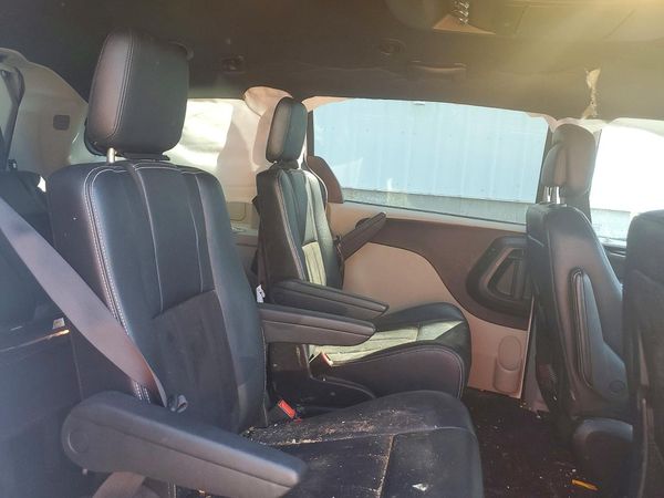 2019 DODGE GRAND CARAVAN SE