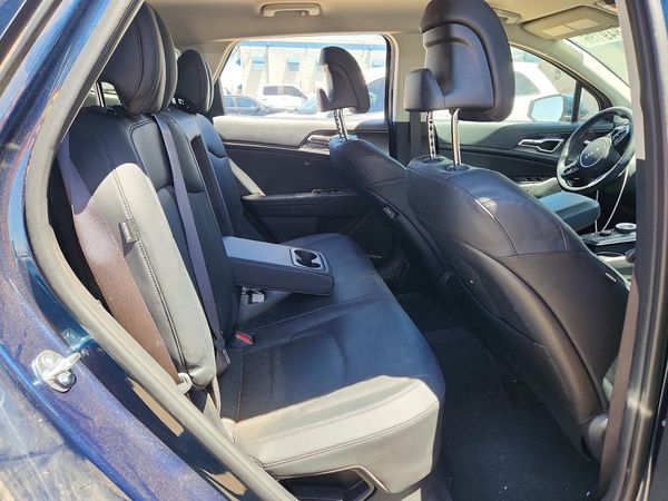 2025 KIA SPORTAGE EX