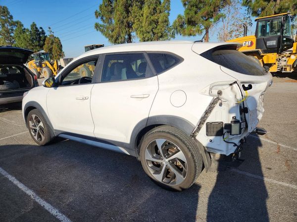 2017 HYUNDAI TUCSON