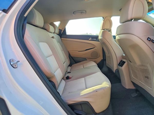 2017 HYUNDAI TUCSON