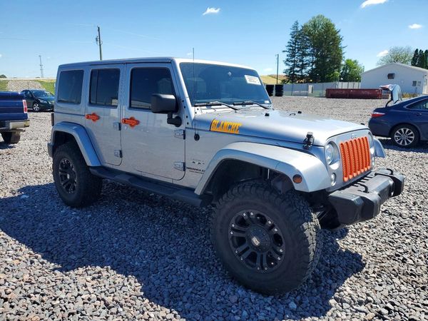 2017 JEEP WRANGLER UNLIMITED SAHARA 4X4