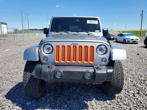 2017 JEEP WRANGLER UNLIMITED SAHARA 4X4