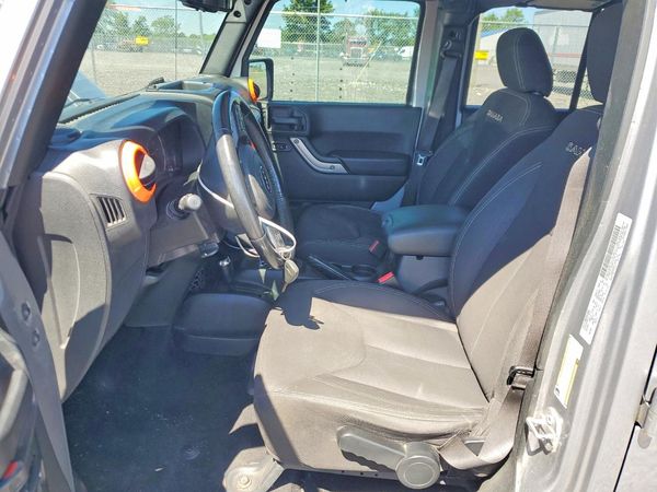 2017 JEEP WRANGLER UNLIMITED SAHARA 4X4