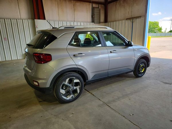 2026 HYUNDAI VENUE SEL, SEL w/ 2-Tone Roof