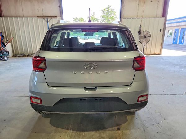 2026 HYUNDAI VENUE SEL, SEL w/ 2-Tone Roof