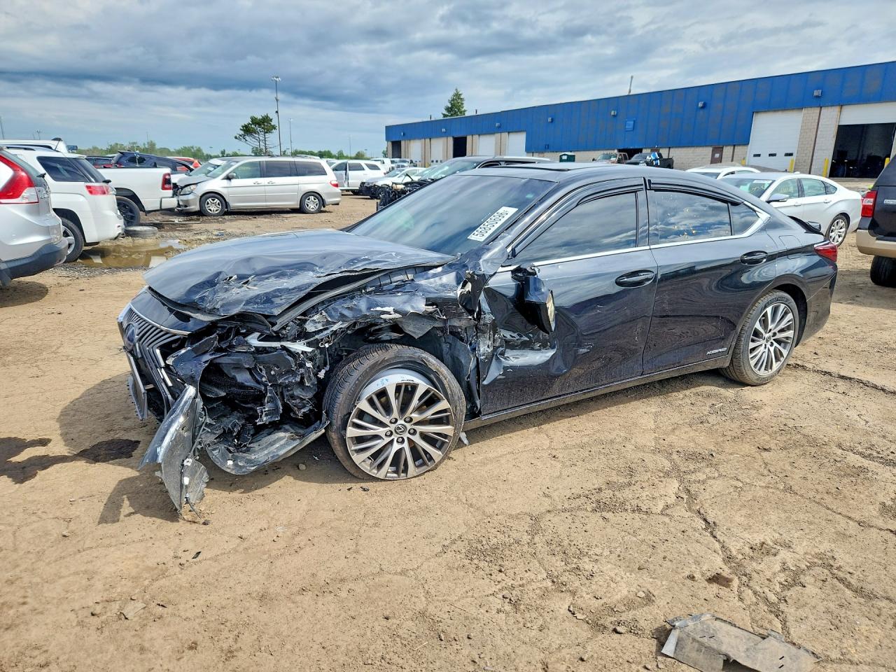 2019 LEXUS ES