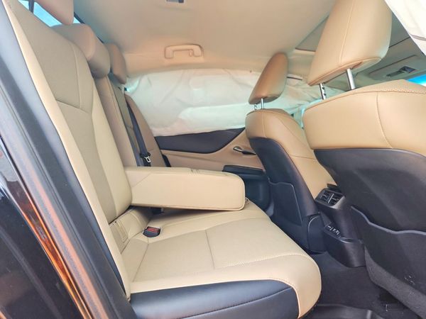 2019 LEXUS ES