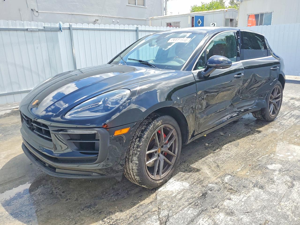 2025 PORSCHE MACAN S
