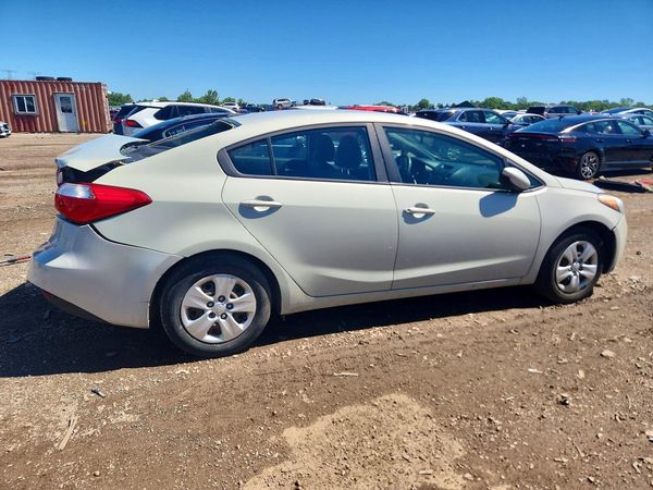 2014 KIA FORTE LX