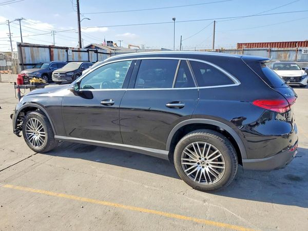 2024 MERCEDES-BENZ GLC GLC300