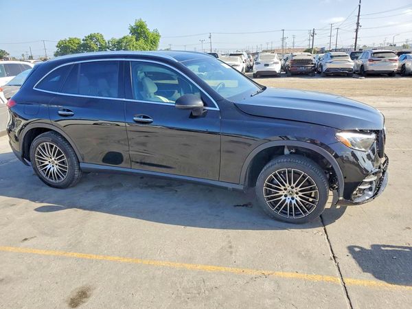 2024 MERCEDES-BENZ GLC GLC300