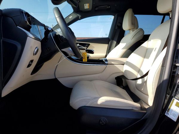 2024 MERCEDES-BENZ GLC GLC300