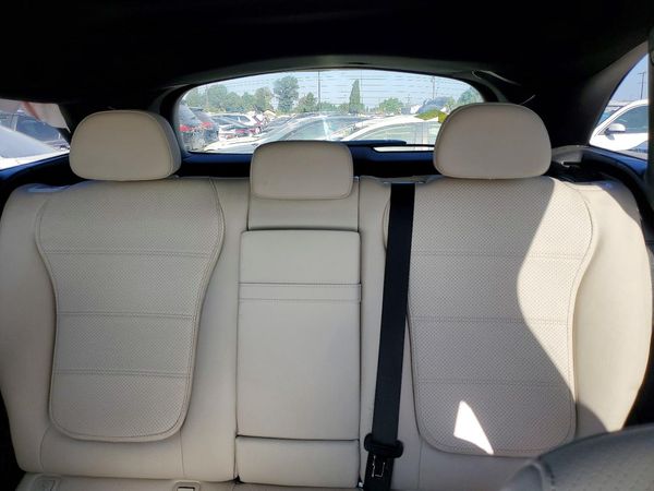 2024 MERCEDES-BENZ GLC GLC300