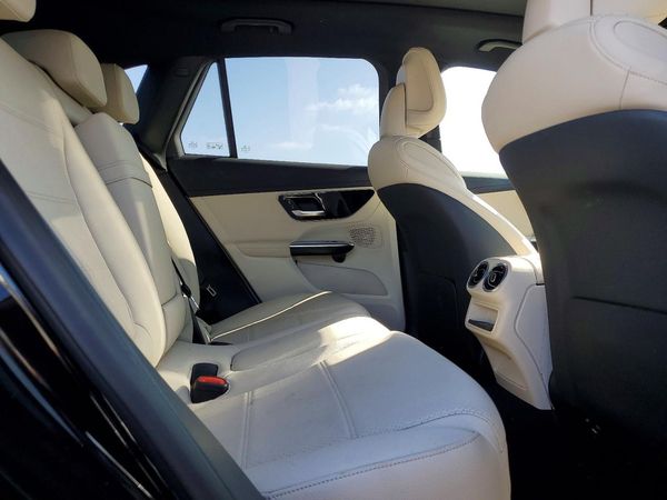 2024 MERCEDES-BENZ GLC GLC300