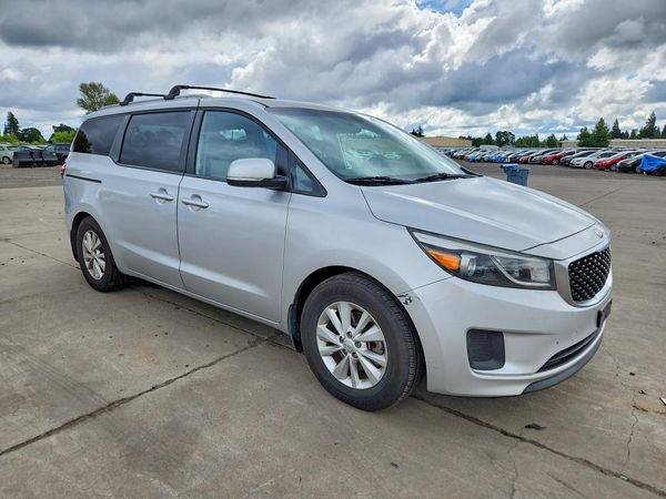 2016 KIA SEDONA LX - Middle-low