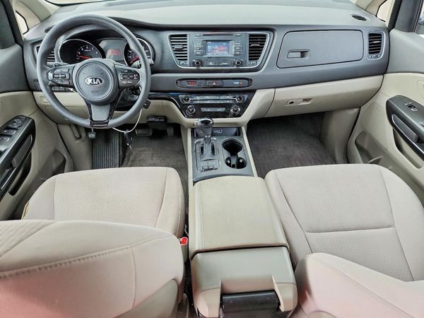 2016 KIA SEDONA LX - Middle-low