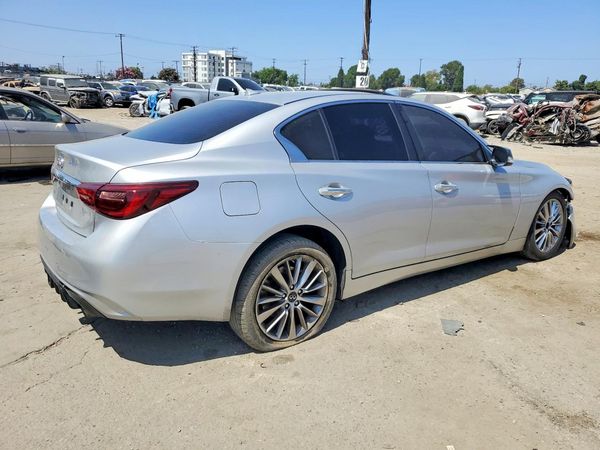 2020 INFINITI Q50