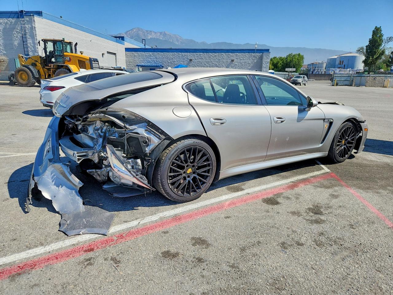 2013 PORSCHE PANAMERA Base (2WD), 4 (4WD)