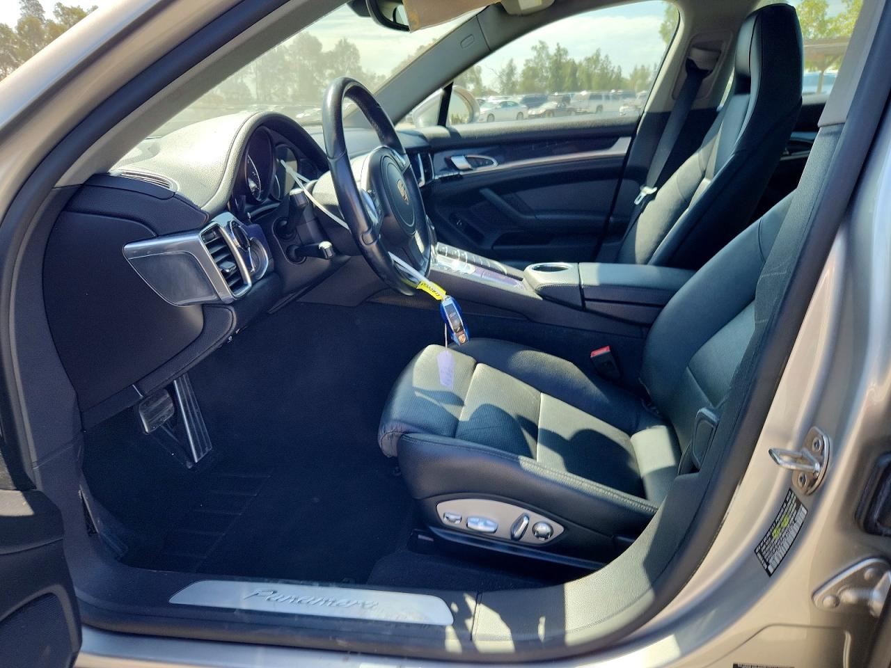 2013 PORSCHE PANAMERA Base (2WD), 4 (4WD)
