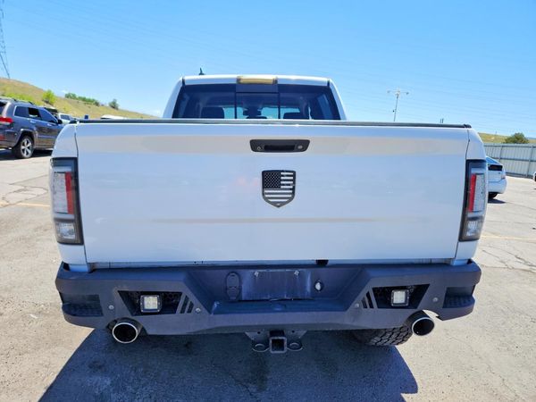 2016 RAM 1500 LARAMIE CREW CAB 4X4