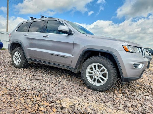 2020 JEEP 4X4 LAREDO