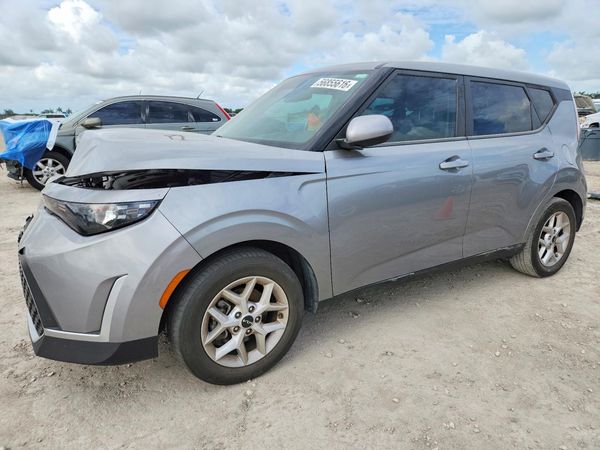 2024 KIA SOUL LX, S