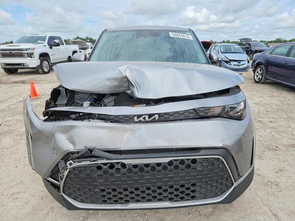 2024 KIA SOUL LX, S